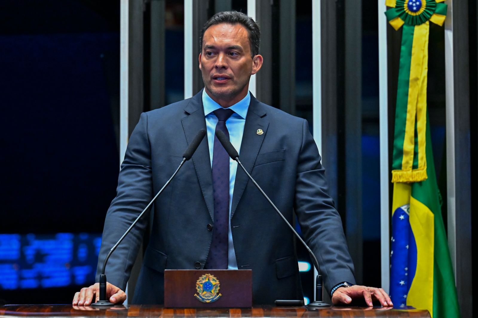 Styvenson defende transparência para pacientes que aguardam atendimento no SUS